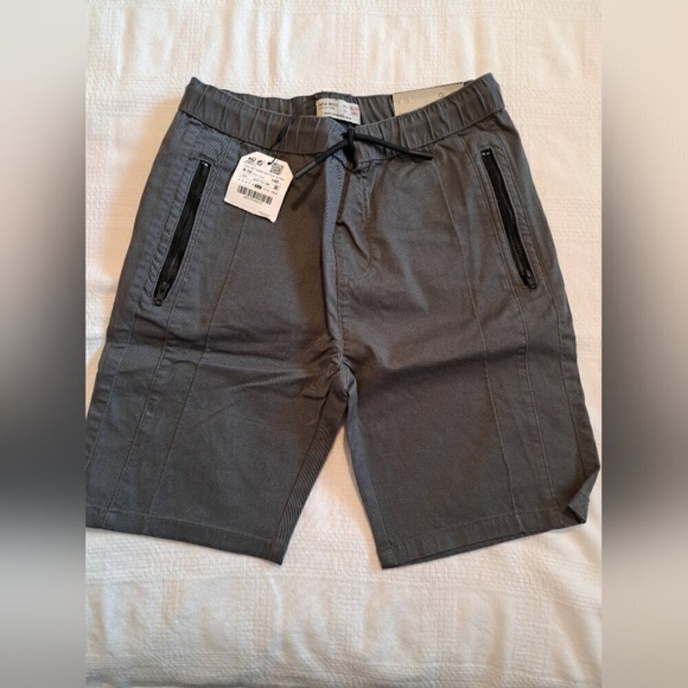 Zara boys size 9/10 or 140 dark gray elastic waisted shorts, NEW